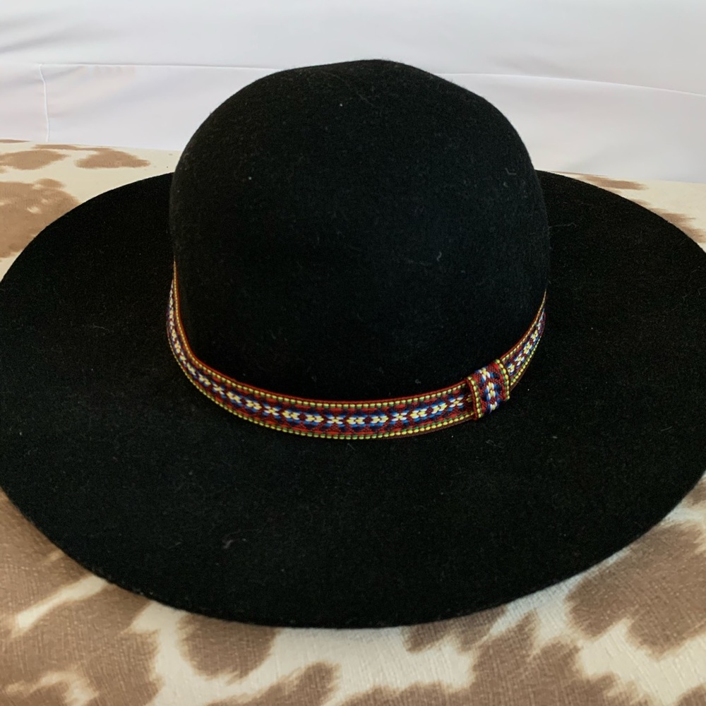Never Before Worn Black Wide Brimmed Wool Hat